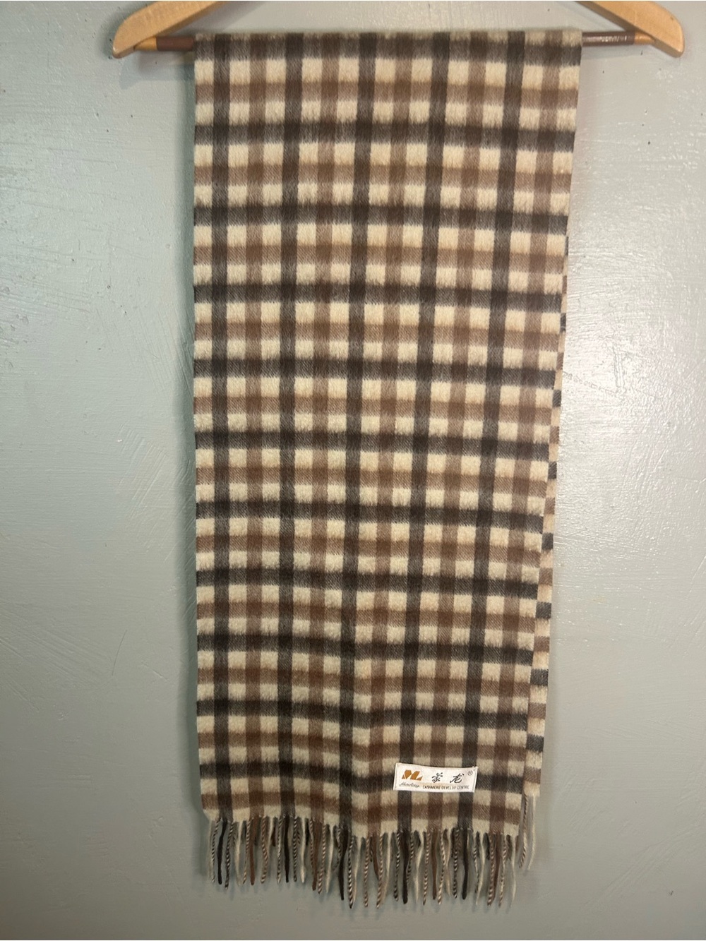 Women’s Plaid Fringe Scarf in Brown & Cream Cashmere